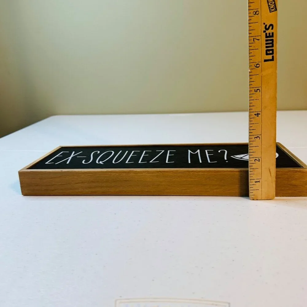 Ex-Squeeze Me Black Block Sign With Lemon Slice Graphic Table Decor Wall Decor